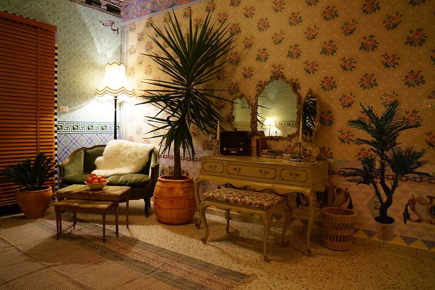 Banksy Opens "The Walled Off" Art Hotel In Palestine, And It Has The 'Worst View In The World' Banksy Opens "The Walled Off" Art Hotel In Palestine, And It Has The 'Worst View In The World'