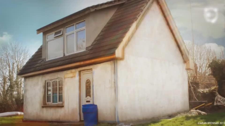 Artist Paints His House In Stop Motion