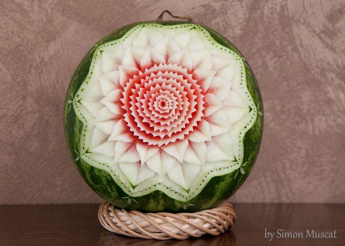 Carvings From Fruit And Vegetables