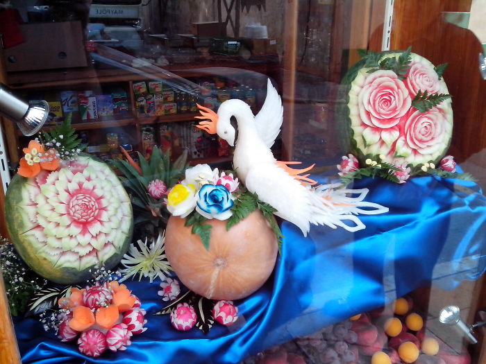 Carvings From Fruit And Vegetables