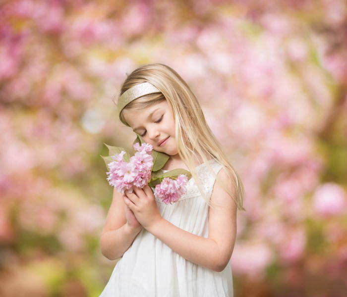 I Photograph Children Outdoors To Showcase Great Britain’s Incredible Colourful Seasons