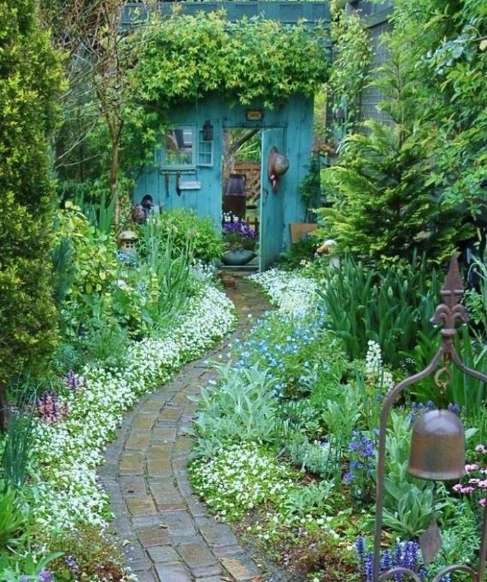 Pretty Garden Decor Ideas And Projects