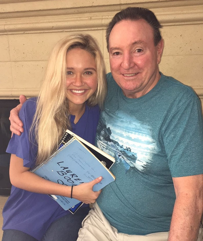 Teenager's Grandpa Spends Years Filling 3 Notebooks With Their Memories, And It Will Make You Cry Teenager's Grandpa Spends Years Filling 3 Notebooks With Their Memories, And It Will Make You Cry