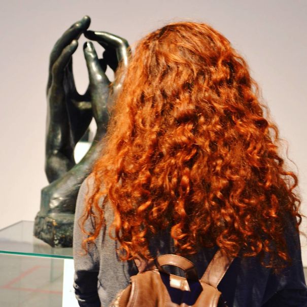 I Turn My Back To The Camera When I See Something Beautiful I Turn My Back To The Camera When I See Something Beautiful