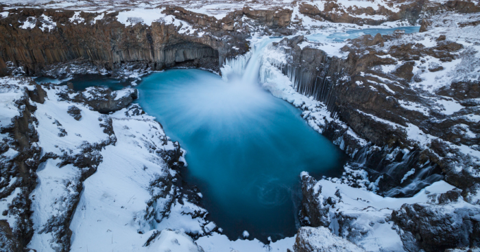 I Spent 2 Freezing Weeks Sleeping In The Car To Capture These Photos Of Iceland In Mid Winter