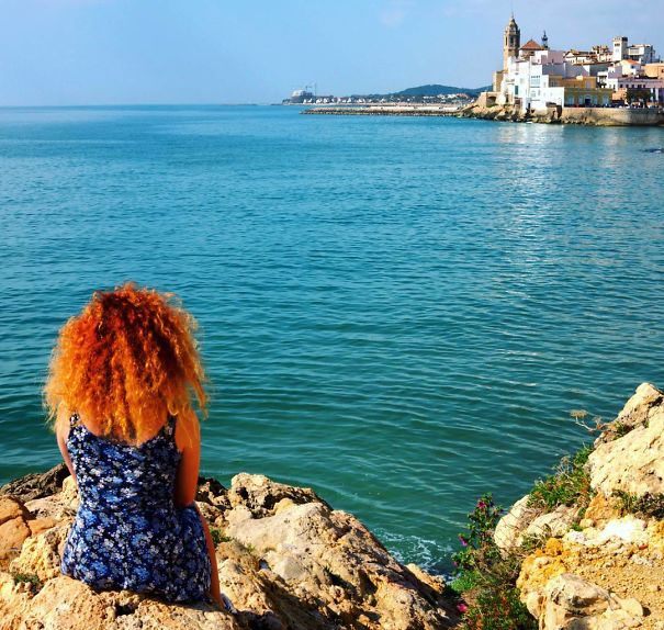 I Turn My Back To The Camera When I See Something Beautiful