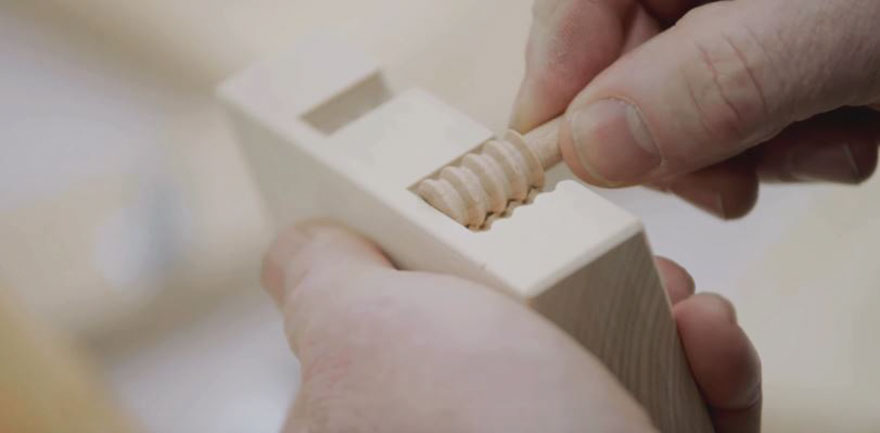 ikea-furniture-snaps-without-tools-8 ikea-furniture-snaps-without-tools-8