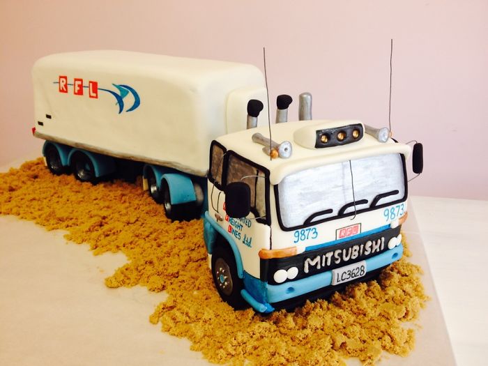 Vehicle Cakes
