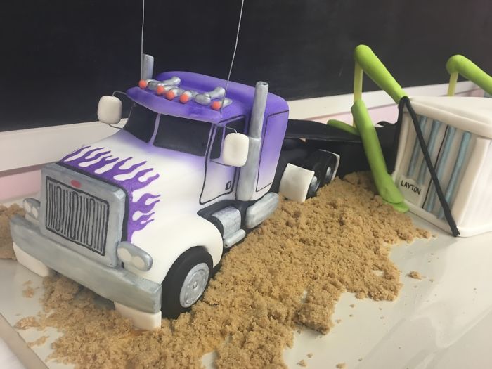 Vehicle Cakes