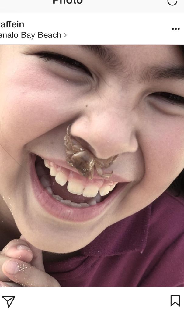 Fierst Time My Daughter Held A Crab Upclose.. It Jumped On Her Face !! 😱😂😂😂