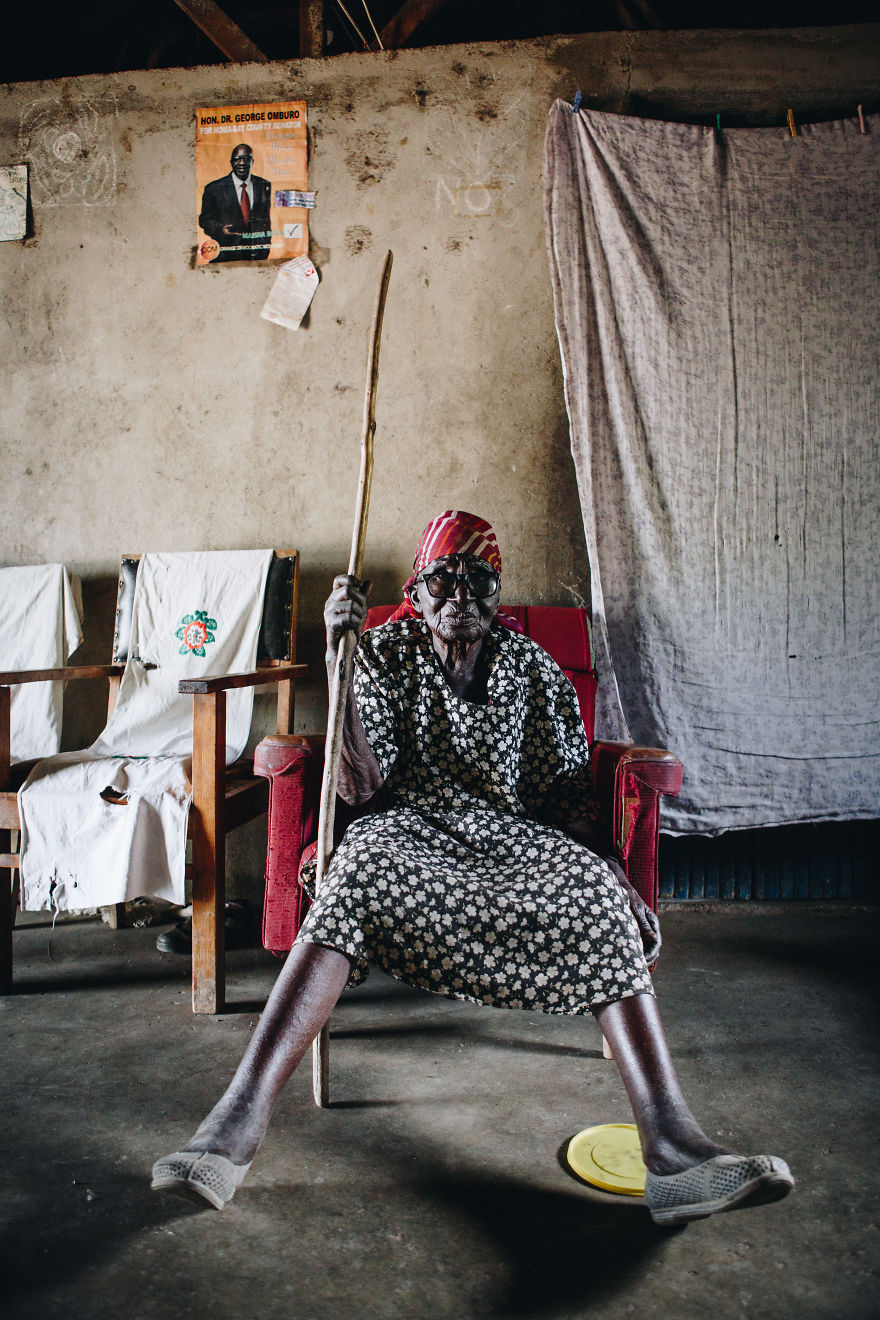 Matumaini: The Daily Lives Of African Luó Tribe