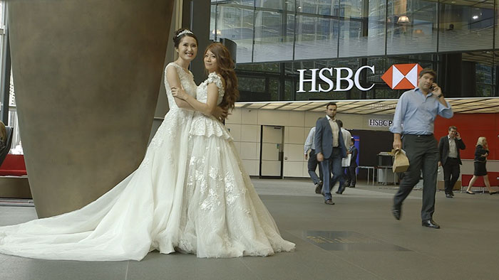 lgbt-wedding-boos-walks-down-aisle-hsbc-8 lgbt-wedding-boos-walks-down-aisle-hsbc-8