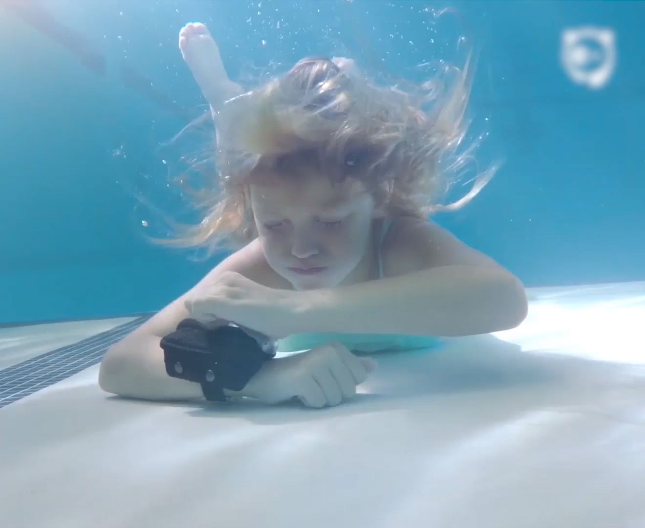 This Inflating Bracelet Could Save Your Life