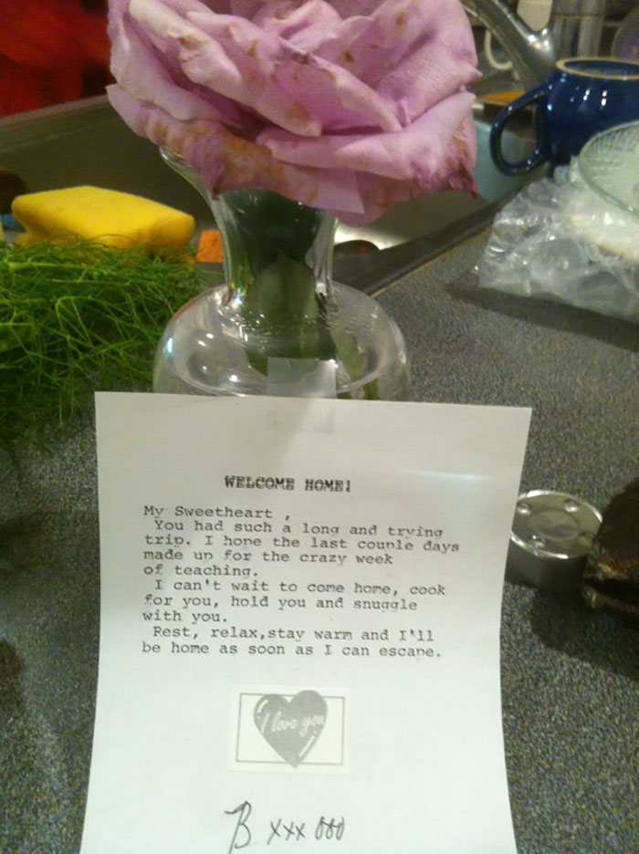 After 30 Years My Dad Is Still Ridiculously In Love. I've Learned From The Champion