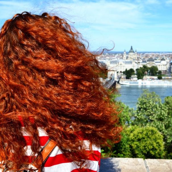 I Turn My Back To The Camera When I See Something Beautiful