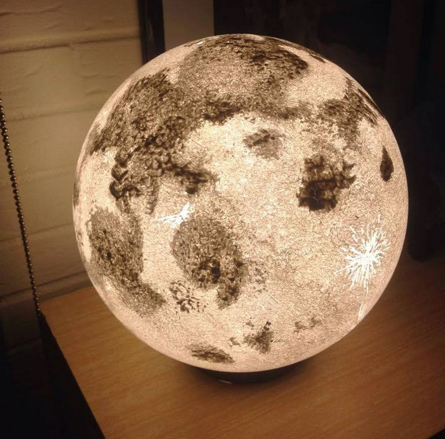 moon-lamp-pulsarmoonlight-32 moon-lamp-pulsarmoonlight-32