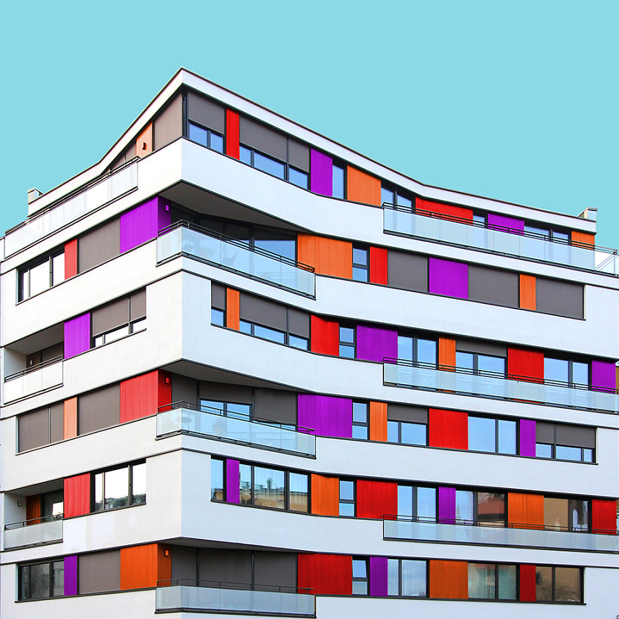 I Got Bored By The Gray Cityscape Of Berlin So I Started To Colorize Buildings With Photoshop