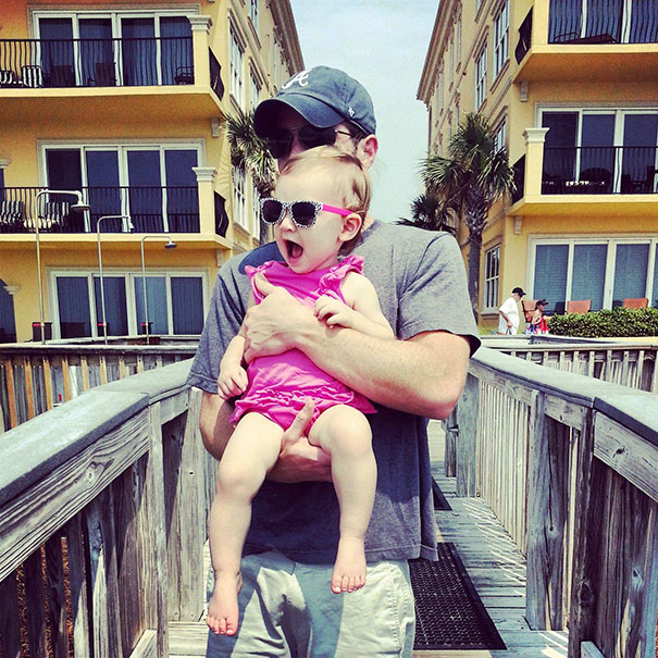 Took My 16-Month Daughter On Her First Trip To The Beach. This Is Her Seeing The Ocean For The First Time Ever