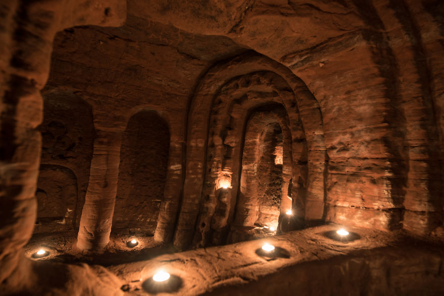Rabbit Hole Leads To A Secret 700-Year-Old Cave Network Built By Knights Templar Rabbit Hole Leads To A Secret 700-Year-Old Cave Network Built By Knights Templar