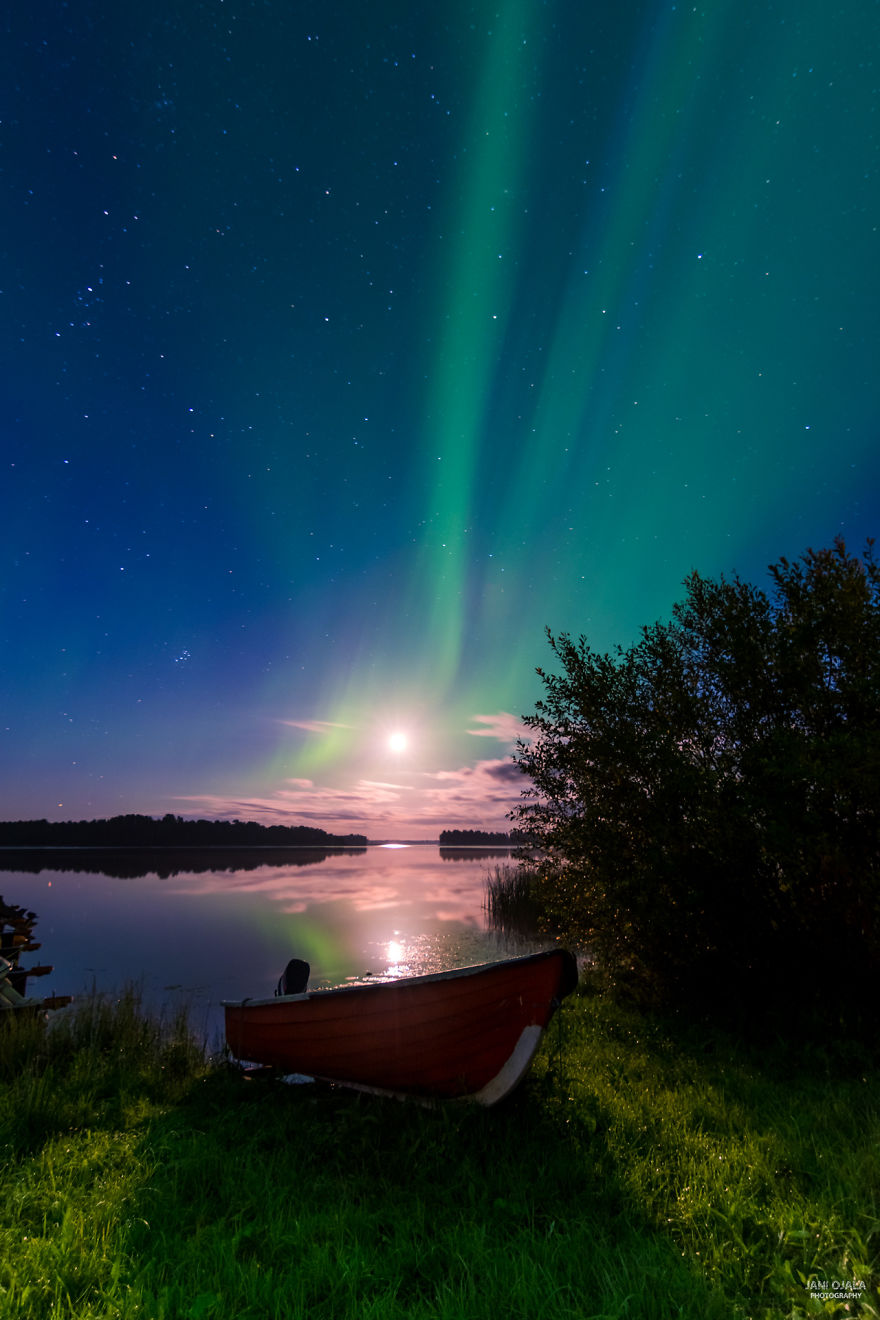 Boat Under The Auroras