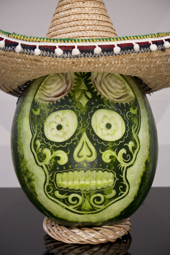 Carvings From Fruit And Vegetables