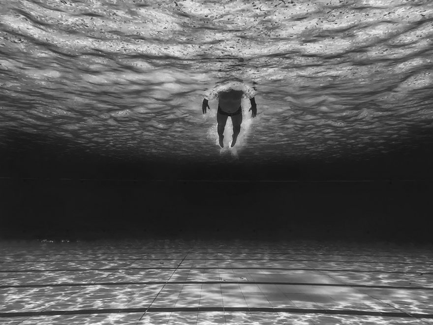 Volando En Las Nubes Del Agua, Mobile Finalist