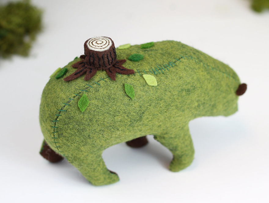 Soft-sculpture-bears-pastyourporchlight