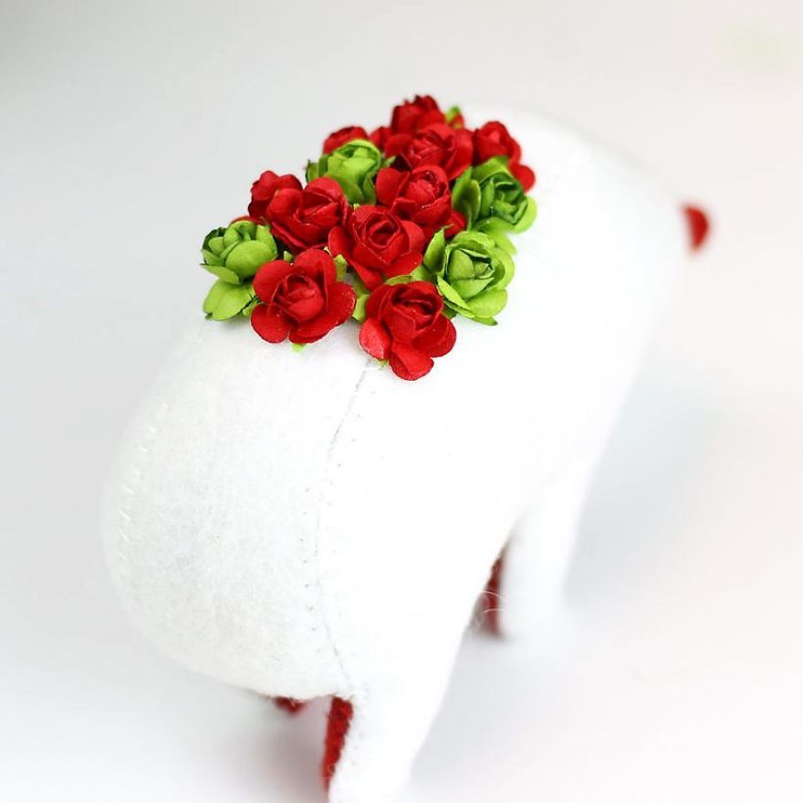 Soft-sculpture-bears-pastyourporchlight