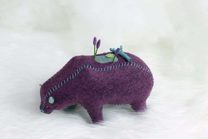 Soft-sculpture-bears-pastyourporchlight