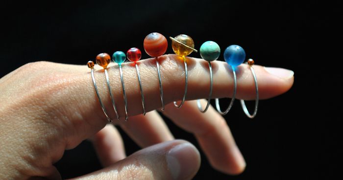 Solar System Rings That Stack Together Are The Perfect Gift For Astronomy Lovers