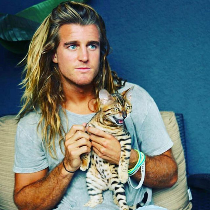 Dudes With Kittens