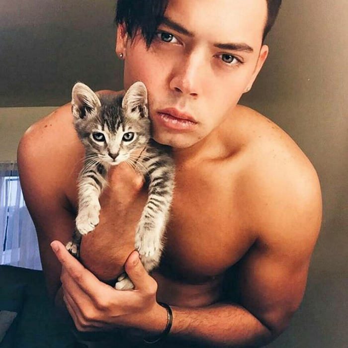 Dudes With Kittens