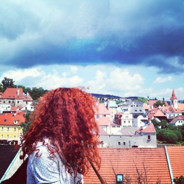 I Turn My Back To The Camera When I See Something Beautiful I Turn My Back To The Camera When I See Something Beautiful