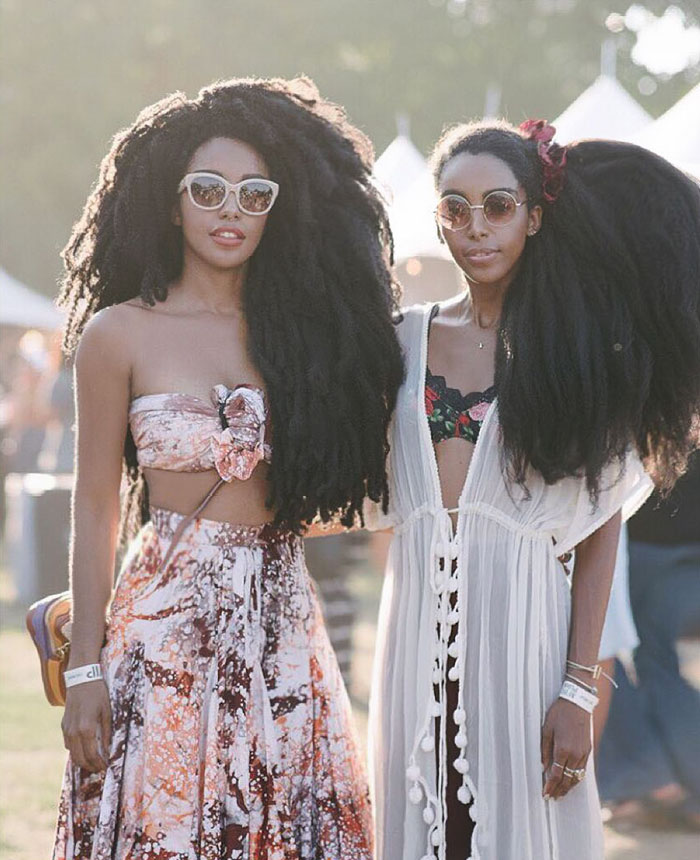 These Twin Sisters Were Ashamed Of Their Incredible Hair, But Now They Became Famous For It These Twin Sisters Were Ashamed Of Their Incredible Hair, But Now They Became Famous For It