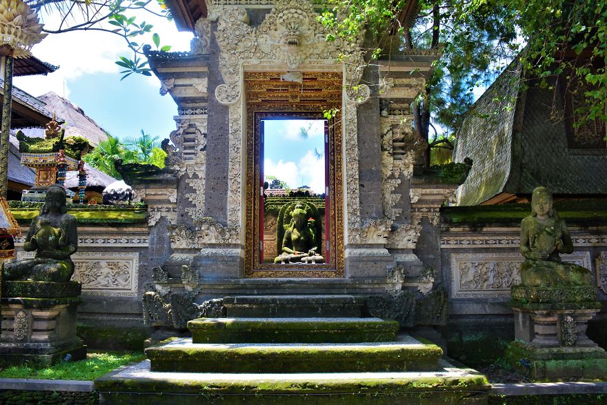 19 Beautiful Doors & Gates Of Bali 19 Beautiful Doors & Gates Of Bali