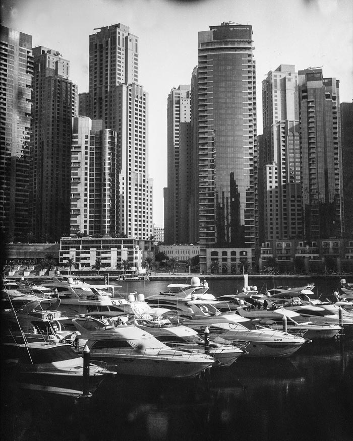 Couple Uses A Retro Process To Photograph Dubai Couple Uses A Retro Process To Photograph Dubai