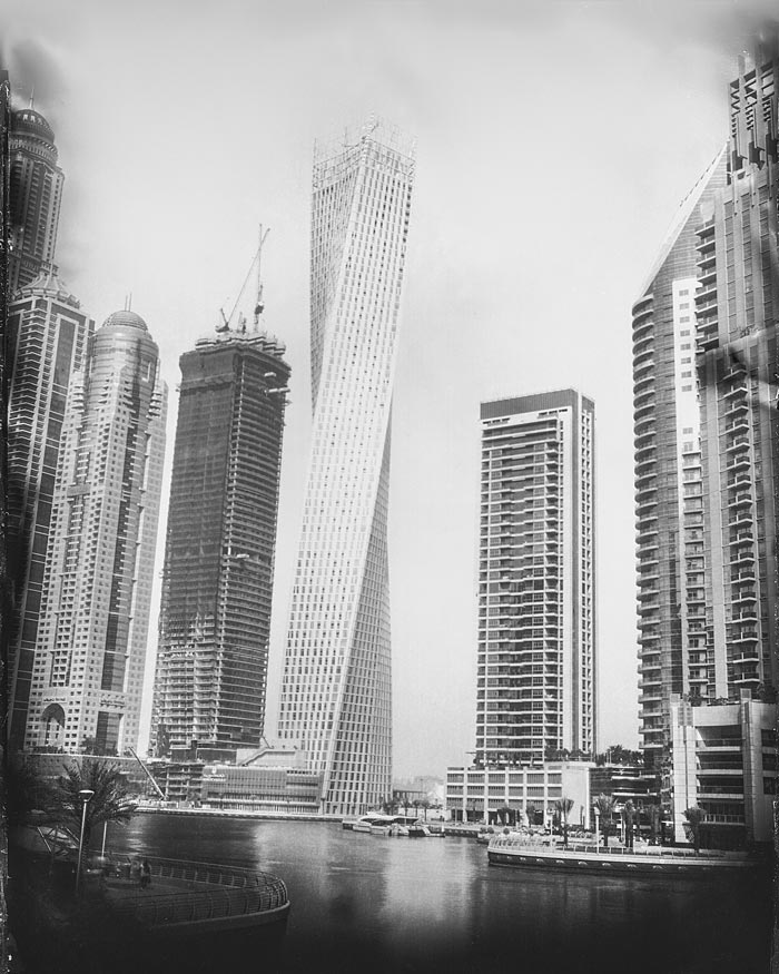 Couple Uses A Retro Process To Photograph Dubai Couple Uses A Retro Process To Photograph Dubai