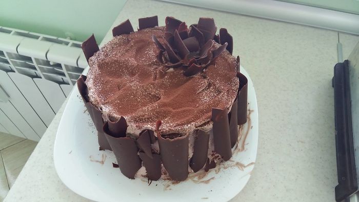 Chocolate Rose Cake My Sister Made For My Father`s Birthday