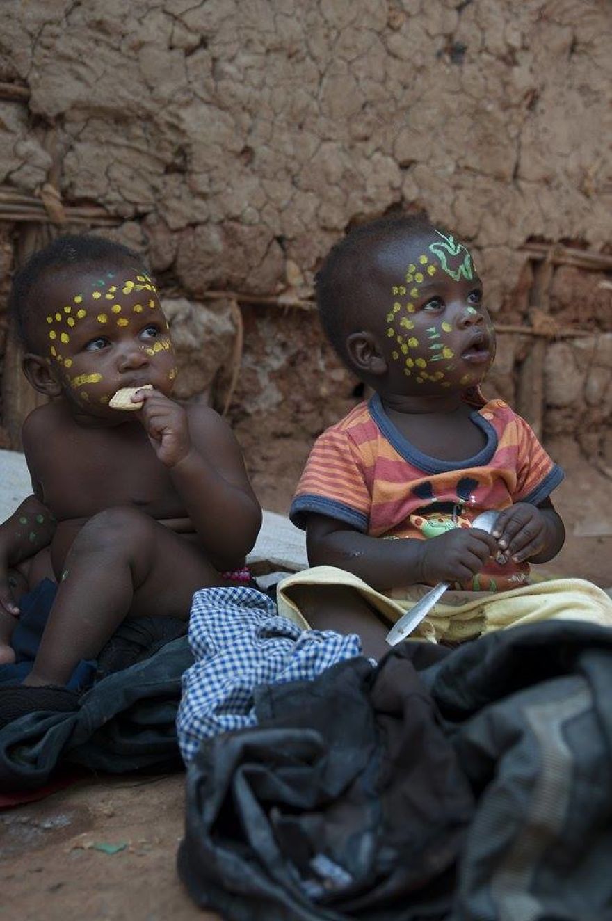 Went To Do A Wall Drawing End Up Making Tribal Face Painting In Uganda.