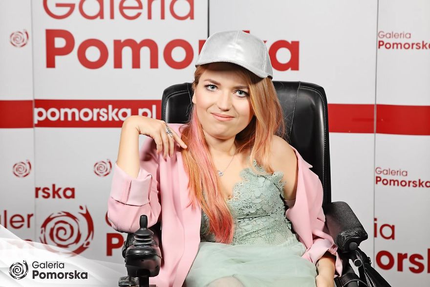 I Did Not Let My Wheelchair Define Me, So I Became A Model And A Writer I Did Not Let My Wheelchair Define Me, So I Became A Model And A Writer