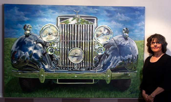 Mom Follows Her Dream To Be A Fine Vehicle Painter