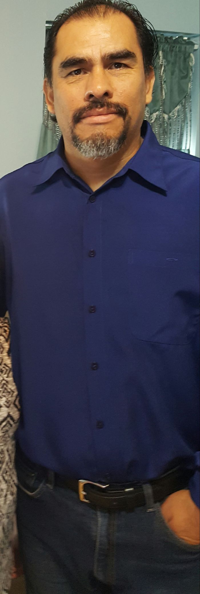 Este Cabron Se Ve Muy Contento...ahorita Le Arruino Su Dia..