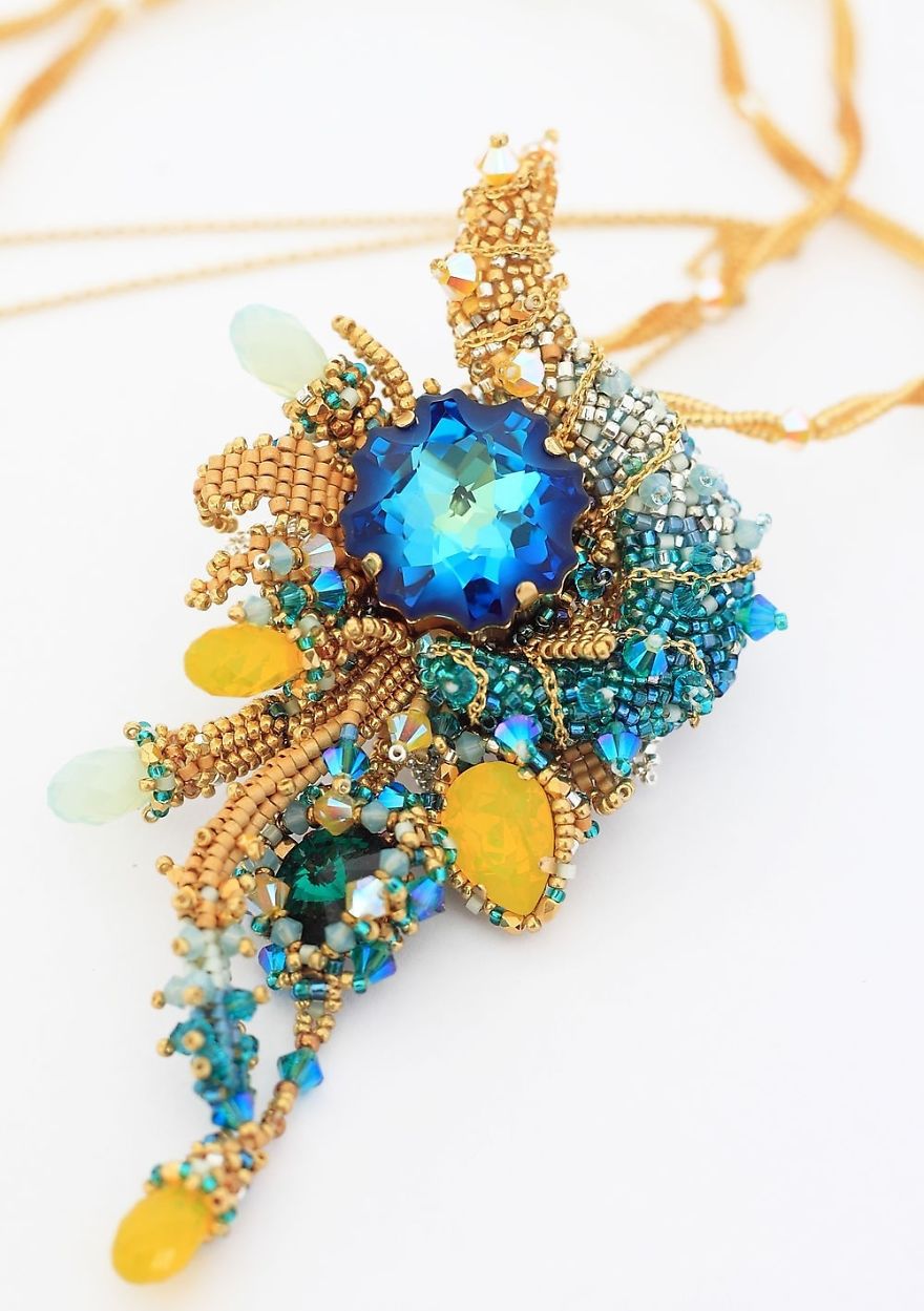Gorgeous Seed Bead Webs: 12 Amazing Jewelries By Apollinariya Koprivnik