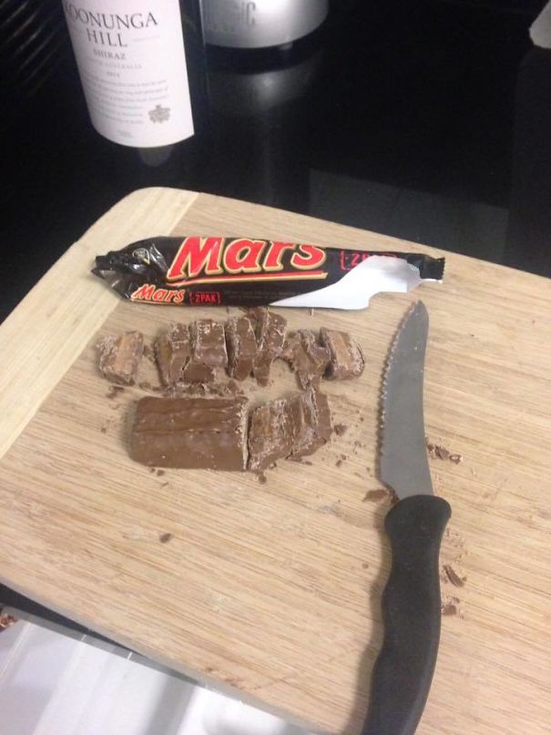 I Asked My Girlfriend To Make Me A Mars Bar Slice