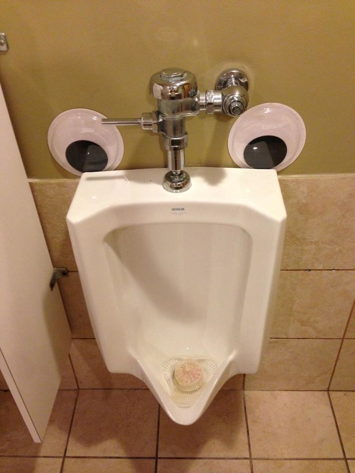 The Guy Next To Me Didn't Understand Why I Was Laughing While Doing The Deed