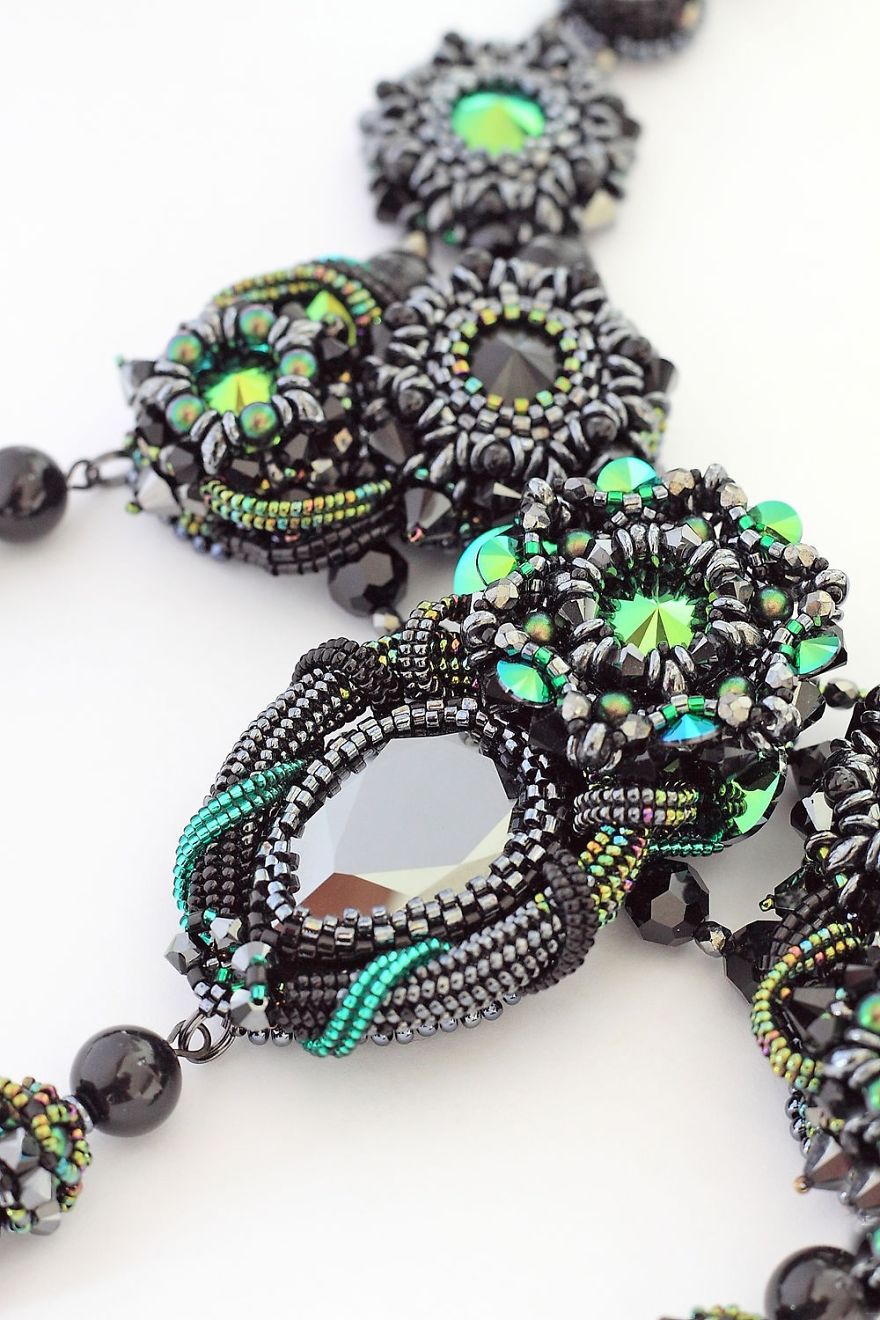 Gorgeous Seed Bead Webs: 12 Amazing Jewelries By Apollinariya Koprivnik