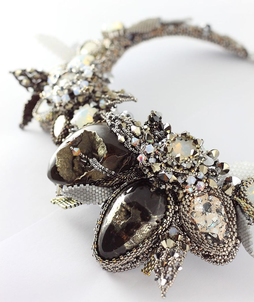 Gorgeous Seed Bead Webs: 12 Amazing Jewelries By Apollinariya Koprivnik