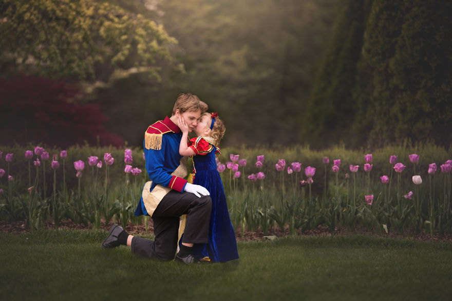 My 13-Year-Old Son Surprised His 5-Year-Old Sister With Disney Princess Photoshoot My 13-Year-Old Son Surprised His 5-Year-Old Sister With Disney Princess Photoshoot