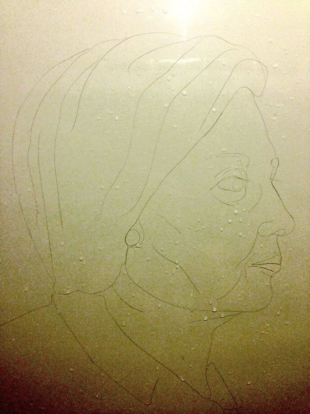 Artist Makes Drawings With Hair Falling In The Bath