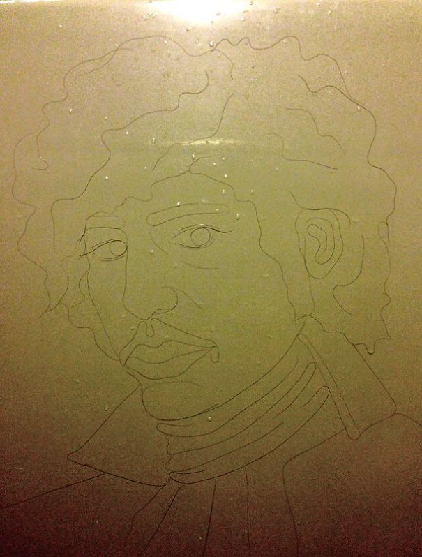 Artist Makes Drawings With Hair Falling In The Bath